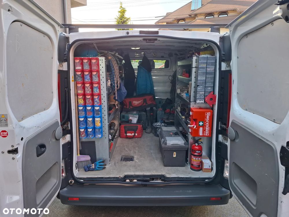 Opel Vivaro - 10