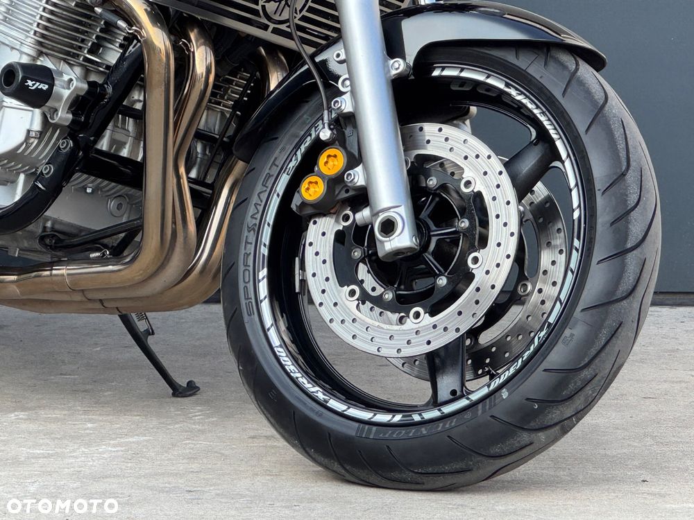 Yamaha XJR - 2