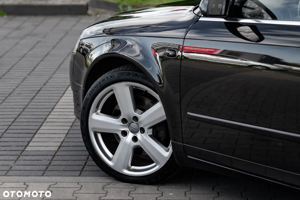 Audi A4 Limousine - 34