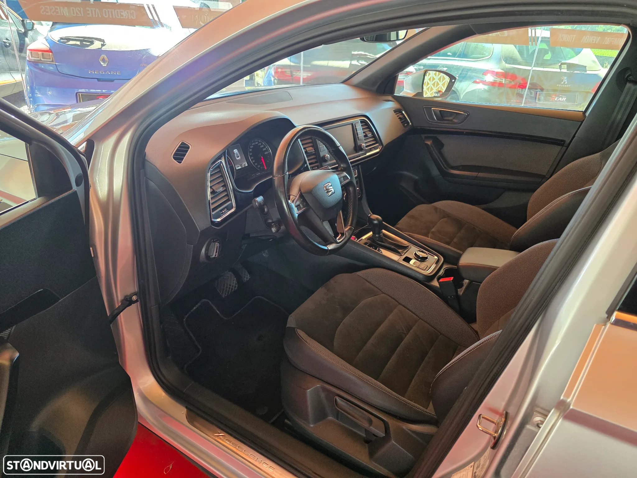 SEAT Ateca 2.0 TDI 4Drive DSG FR BLACK EDITION - 9