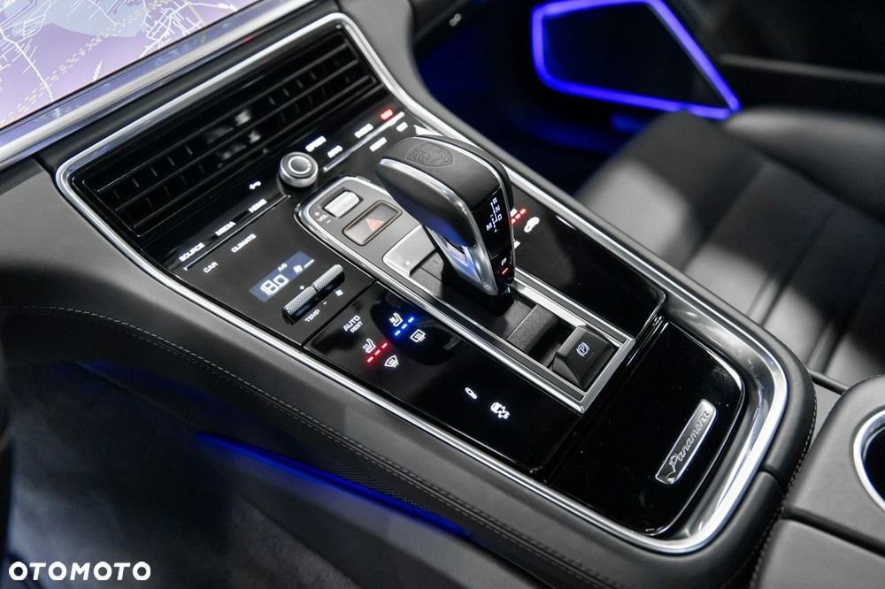 Porsche Panamera Turbo S - 27