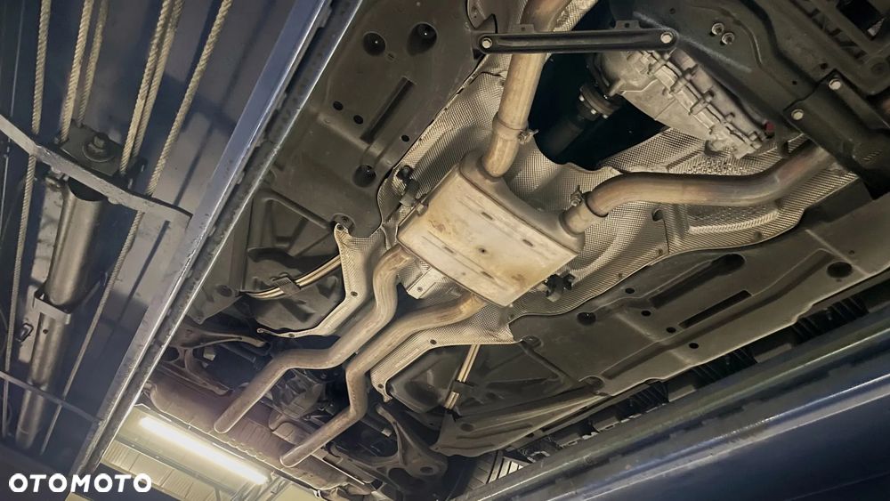 Mercedes-Benz GL 500 4-Matic - 15