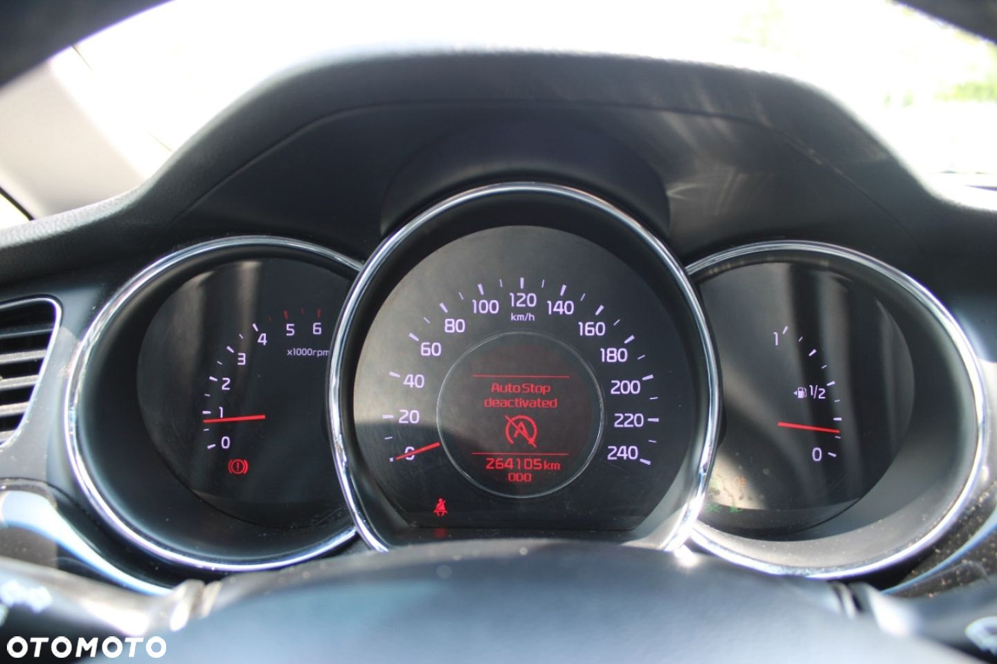 Kia Ceed - 40