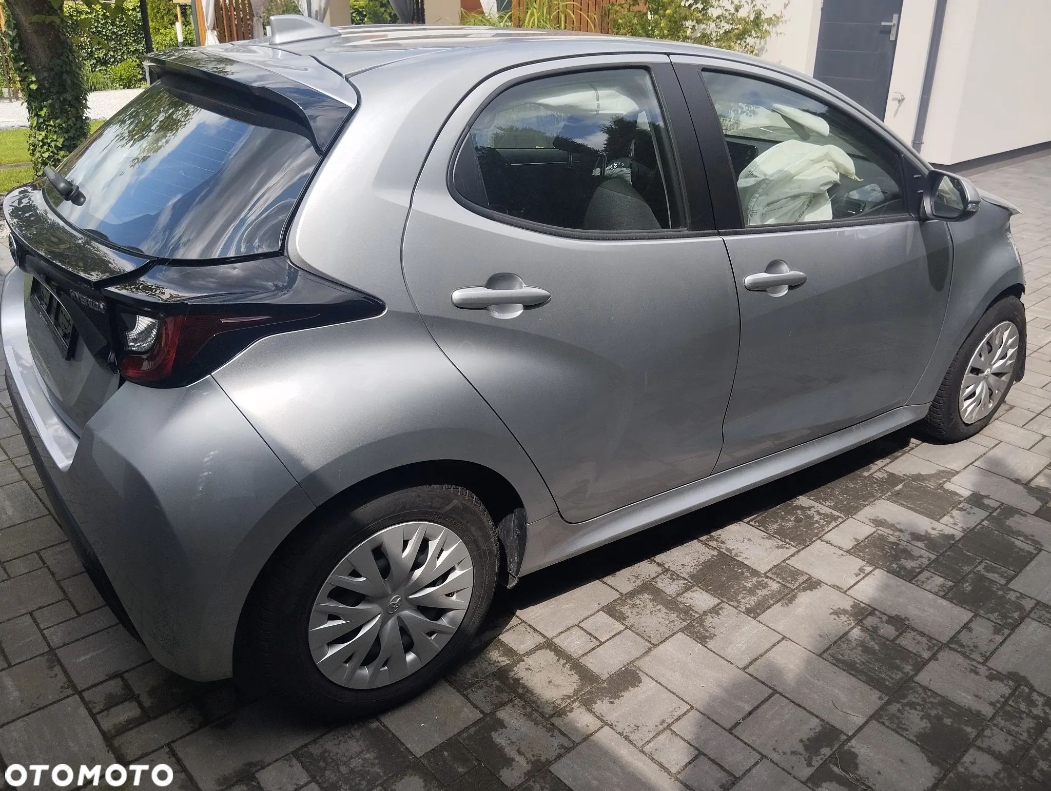 Toyota Yaris - 4