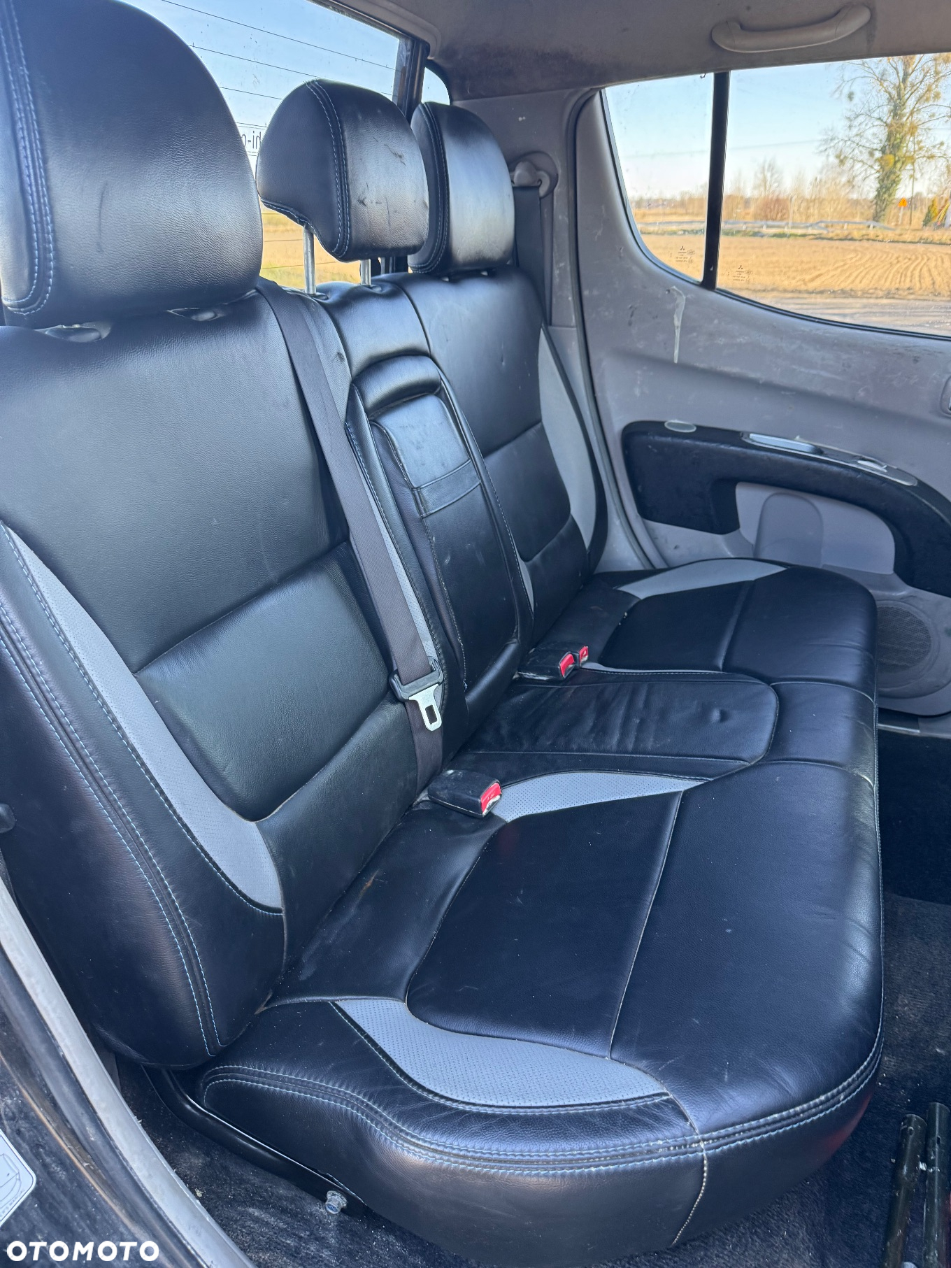 Nissan Navara 2.5 TDi Base / XE - 31