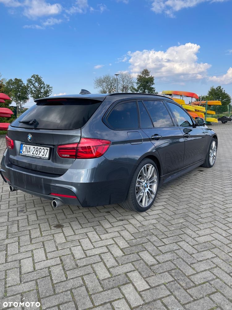 BMW Seria 3 340i xDrive M Sport Shadow - 12