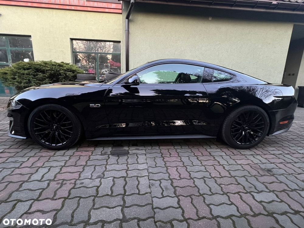 Ford Mustang - 3
