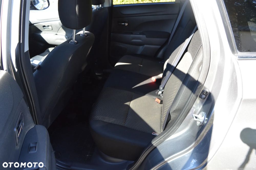 Mitsubishi ASX 1.8 DID Invite 4WD - 30