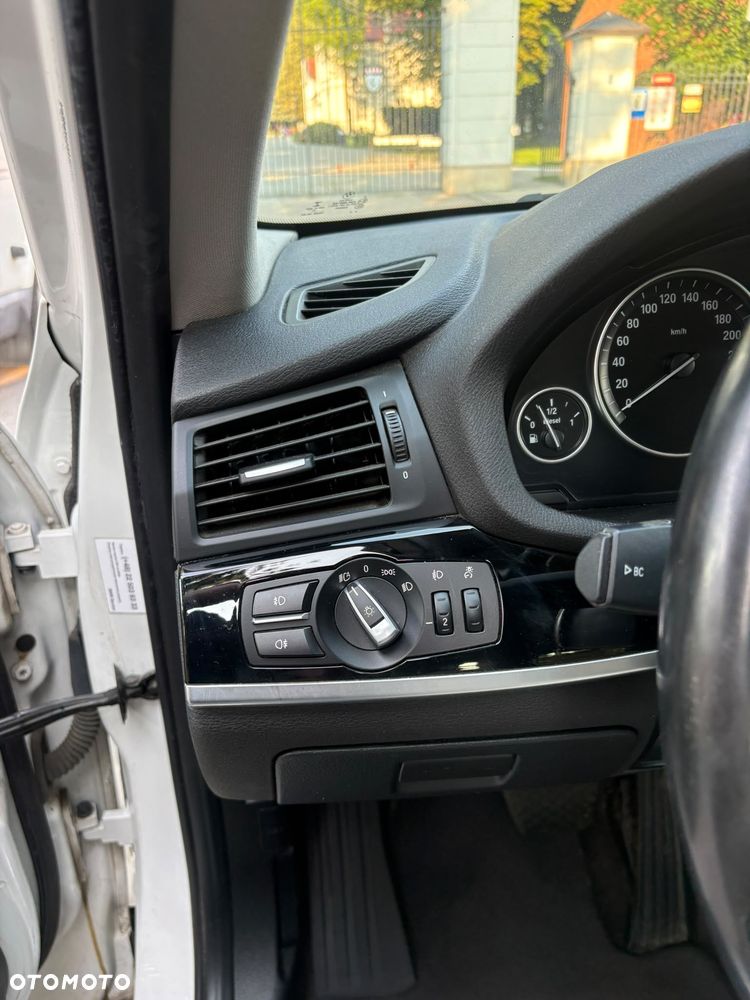 BMW X3 xDrive20d - 12