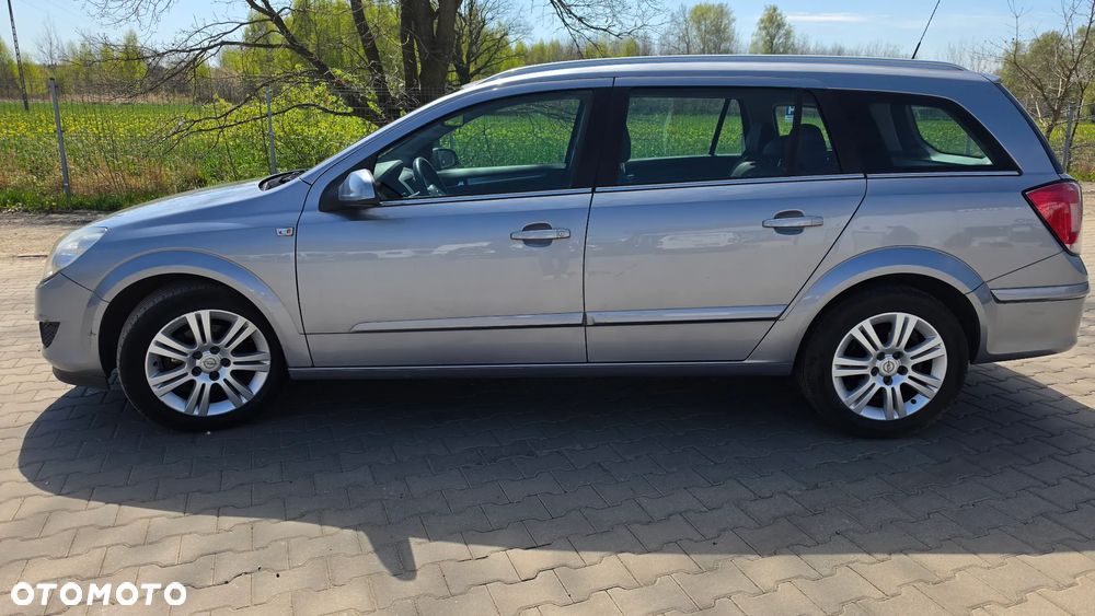 Opel Astra - 26