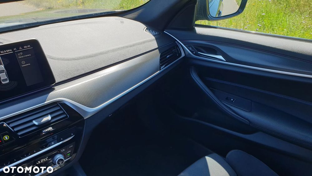BMW Seria 5 520d MHEV Sport - 22