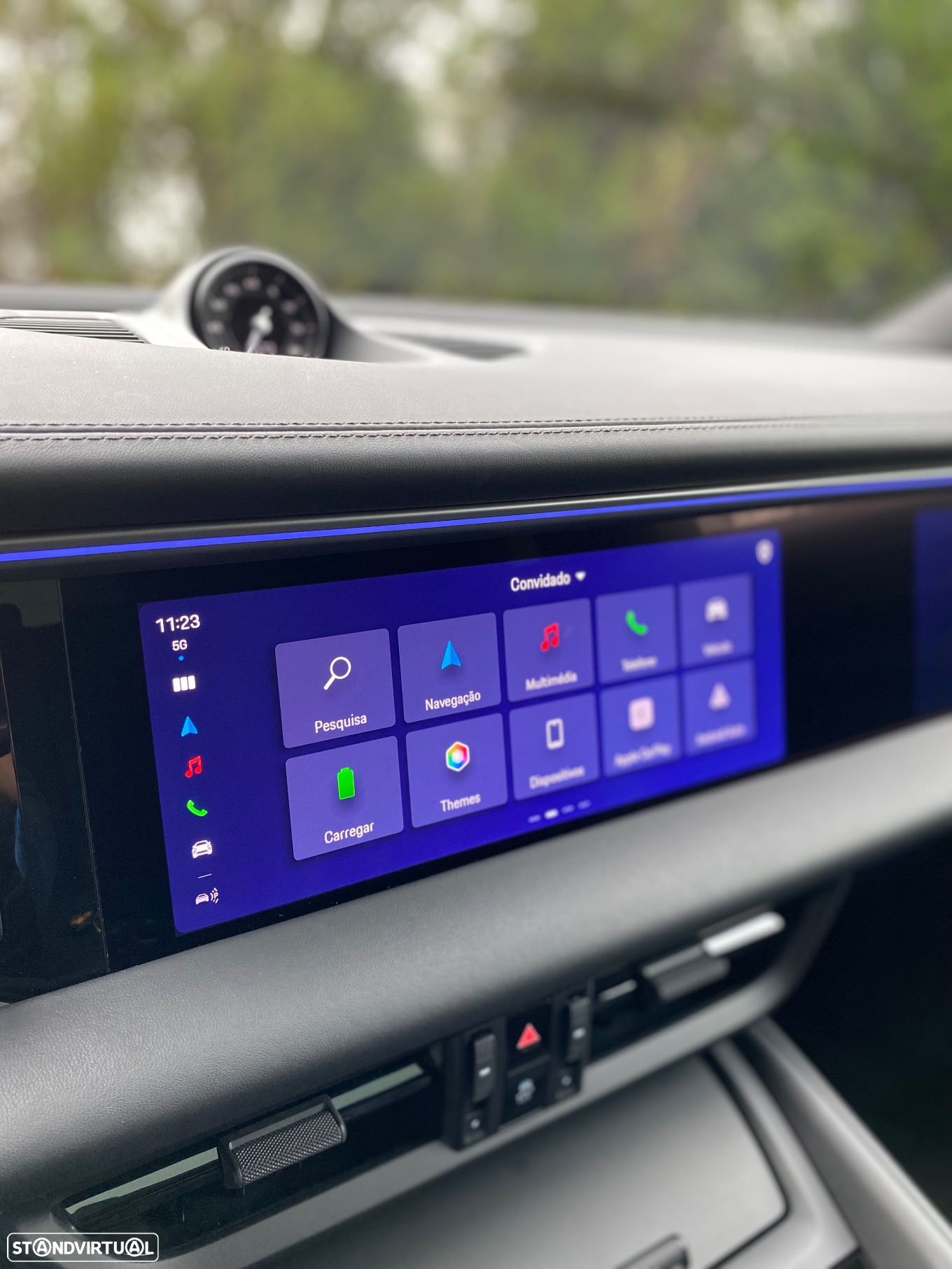 Porsche Macan Electric 4 - 23