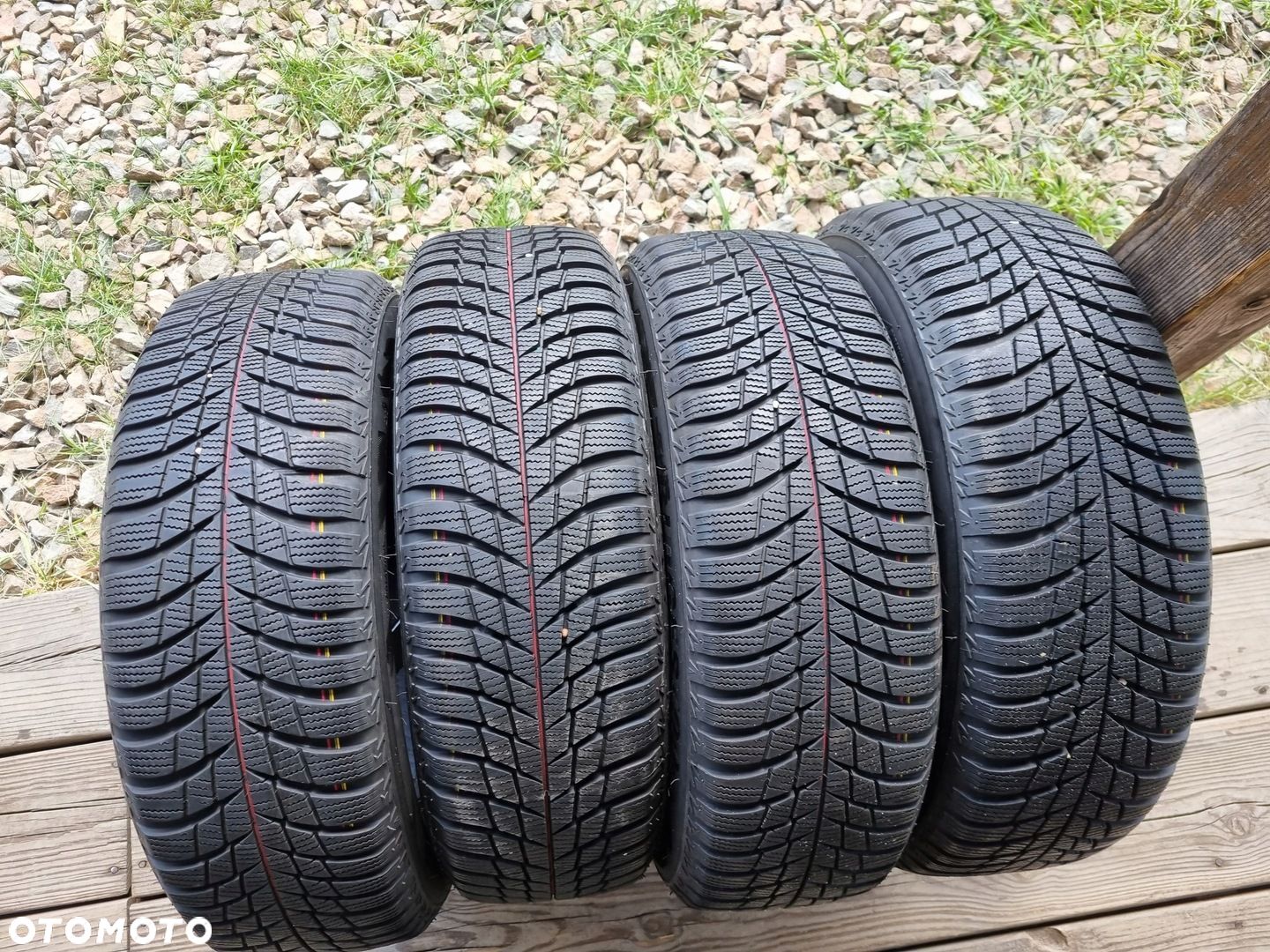 Opony BRIDGESTONE blizzak lm001 185/65R15 88t 2020r,7.5/7mm super stan - 1