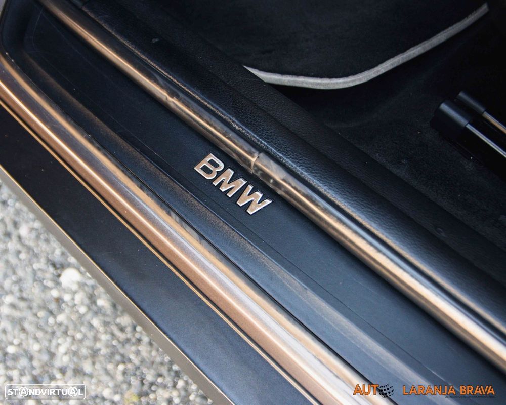 BMW X1 18 d sDrive - 19