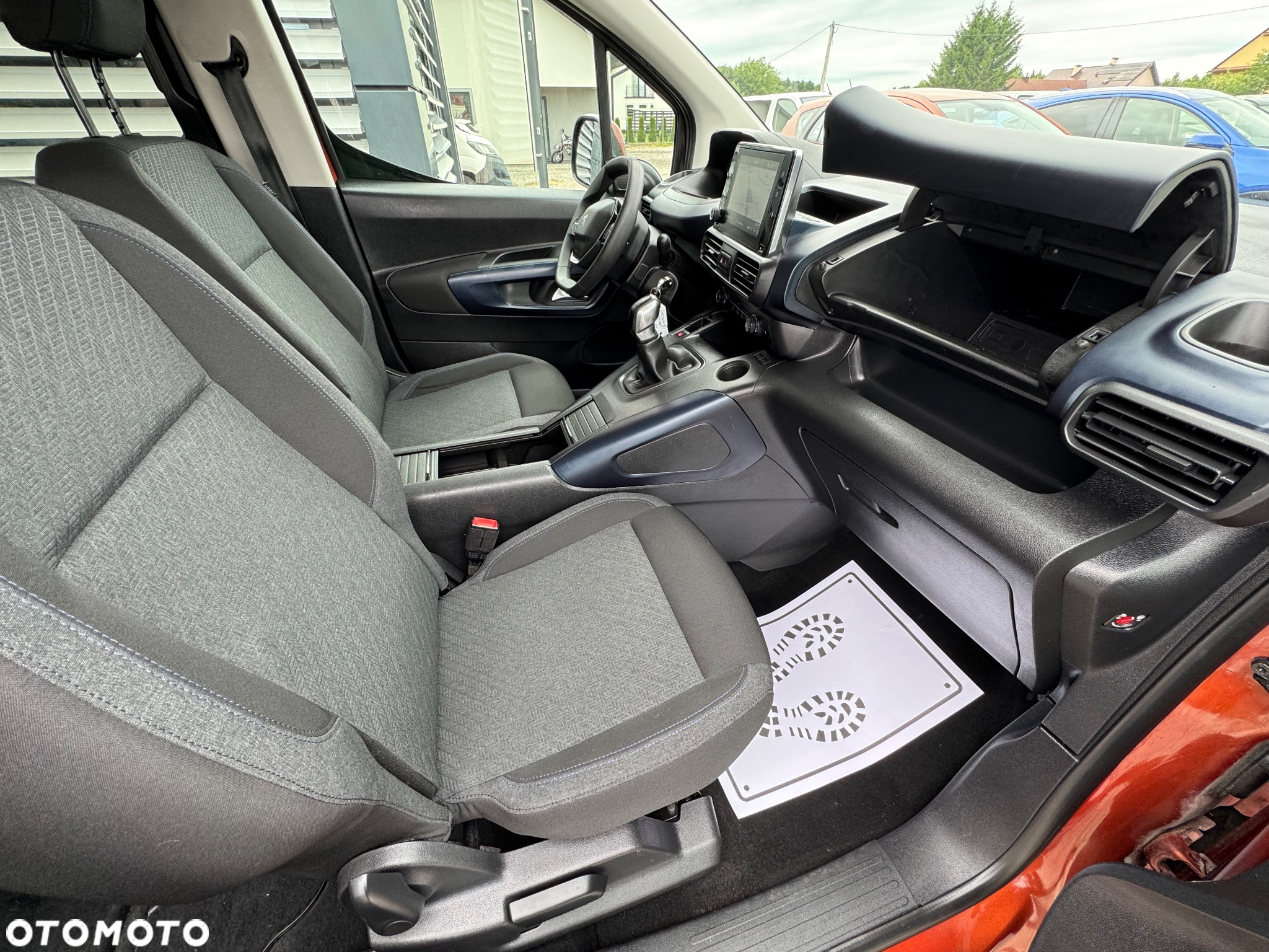 Peugeot Rifter 1.5 BlueHDI Allure Pack S&S - 17