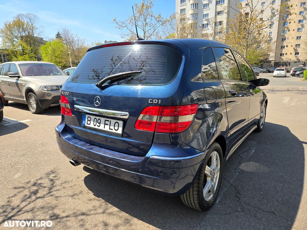 Mercedes-Benz B 200 - 3