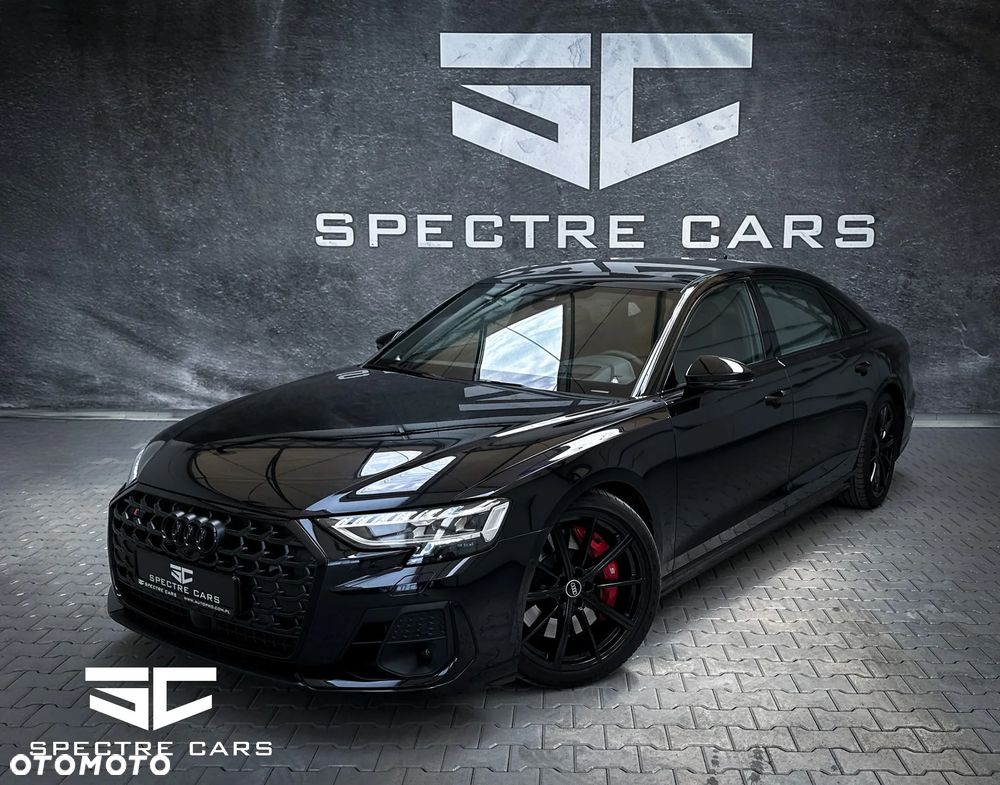 Audi S8 - 2