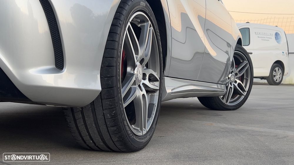 Mercedes-Benz A 180 CDI BE AMG Line - 10