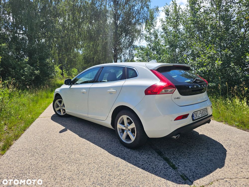 Volvo V40 D3 Momentum - 5