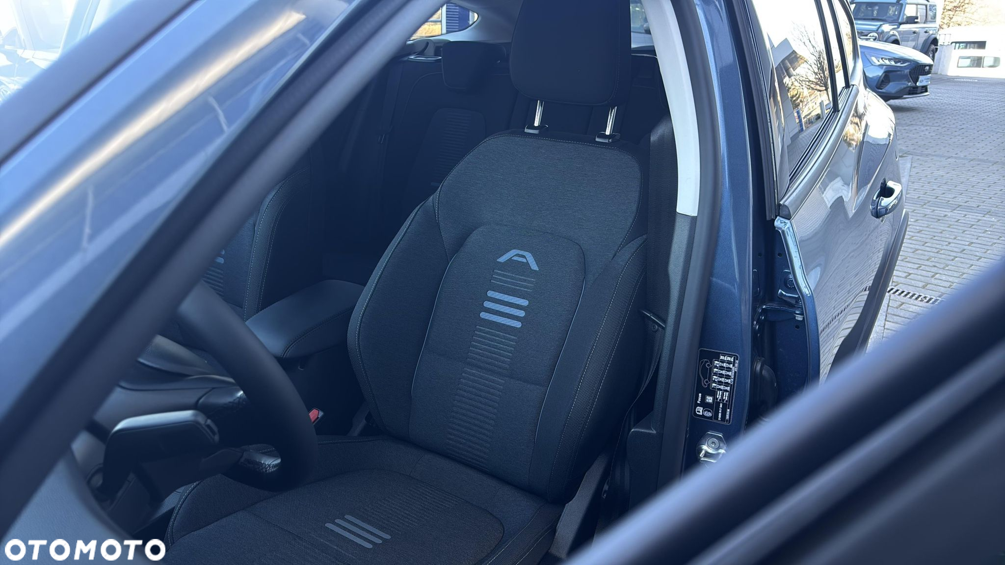Ford Focus 1.0 EcoBoost mHEV Active X - 12