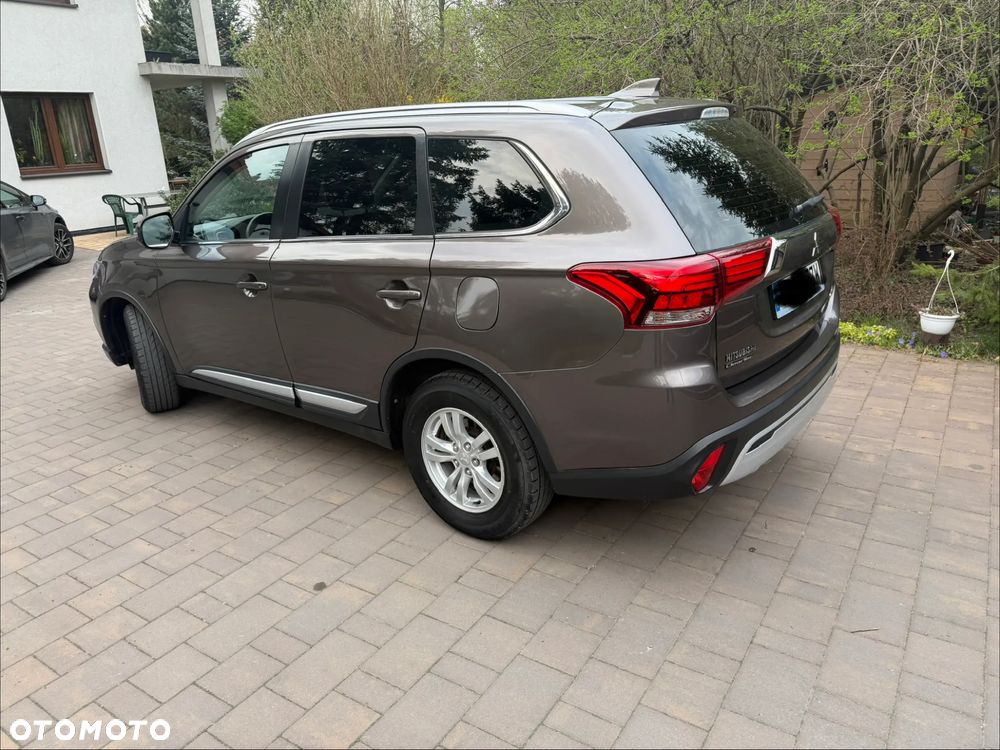 Mitsubishi Outlander 2.0 City Style 2WD - 3