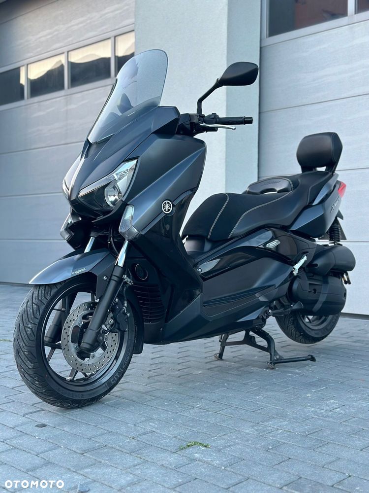 Yamaha X-max - 4