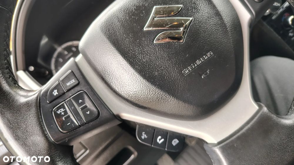 Suzuki Vitara 1.6 Comfort 2WD - 10