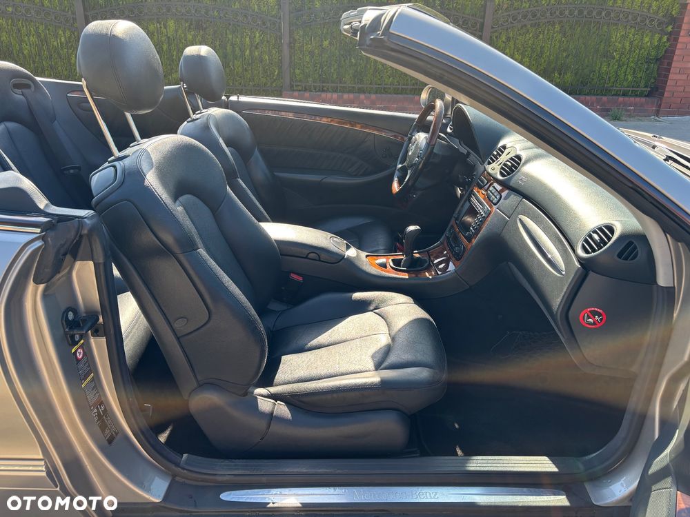 Mercedes-Benz CLK - 18