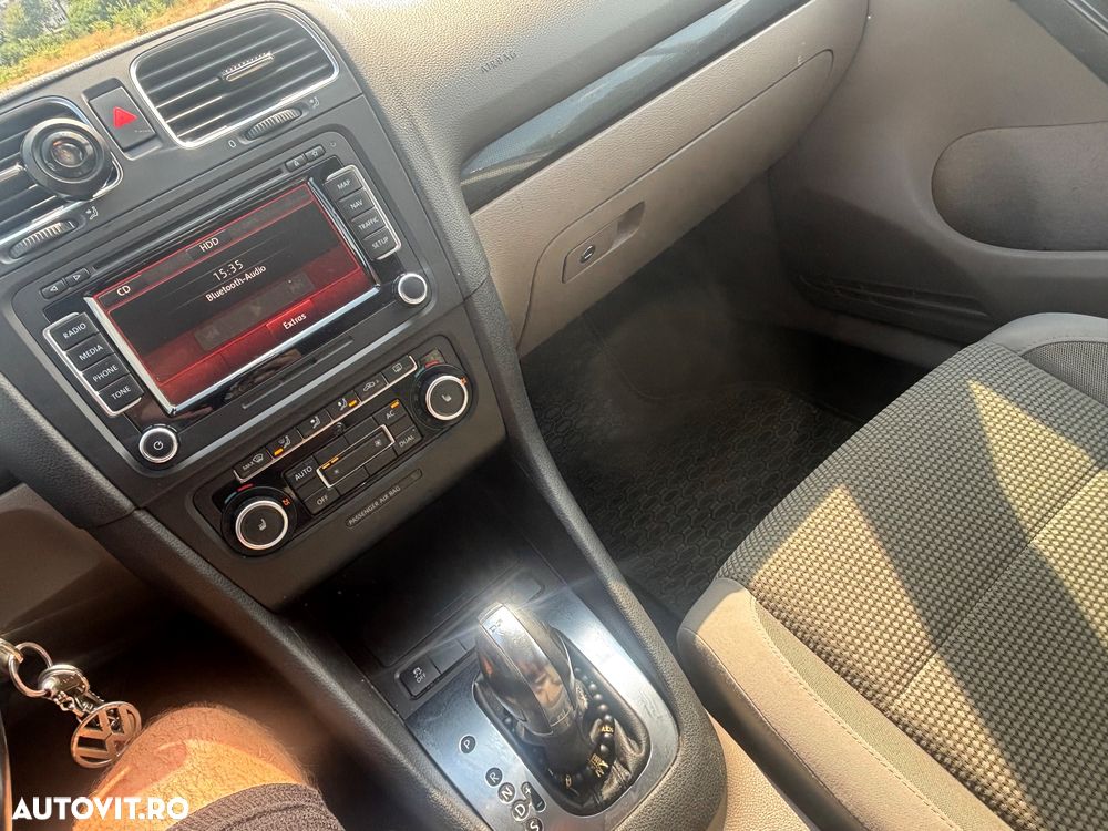 Volkswagen Golf 1.4 TSI Comfortline DSG - 8