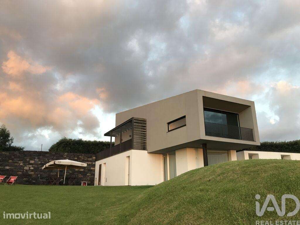 Casa / Villa T3 em Lagoa (Santa Cruz) de 439,00 m2 - Grande imagem: 5/30