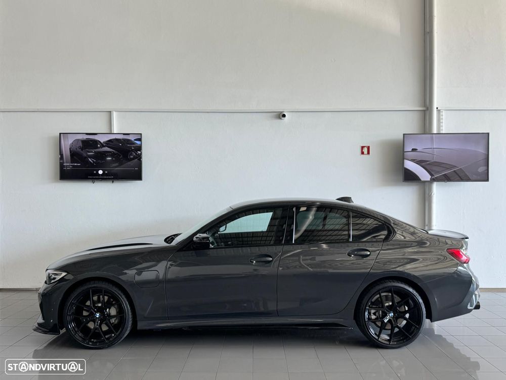 BMW 330 e Pack M Auto - 20