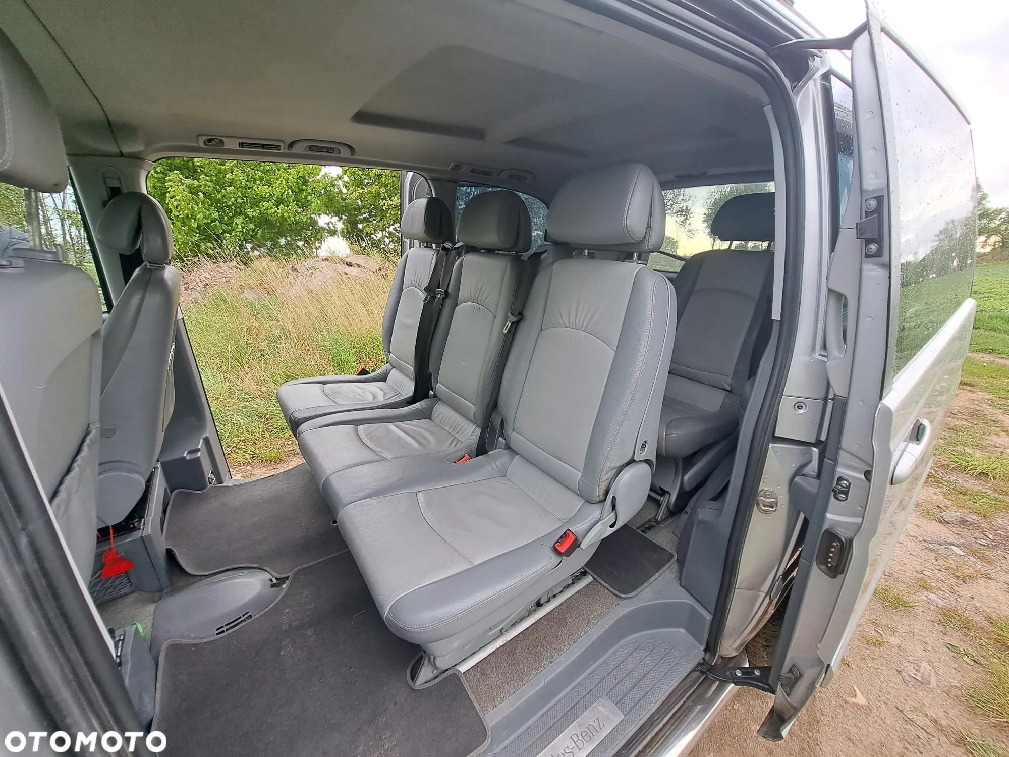 Mercedes-Benz Viano - 8