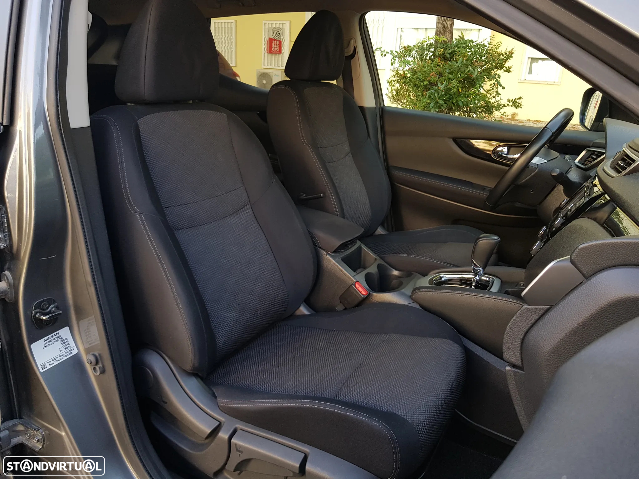 Nissan Qashqai 1.6 dCi 360 Xtronic - 37