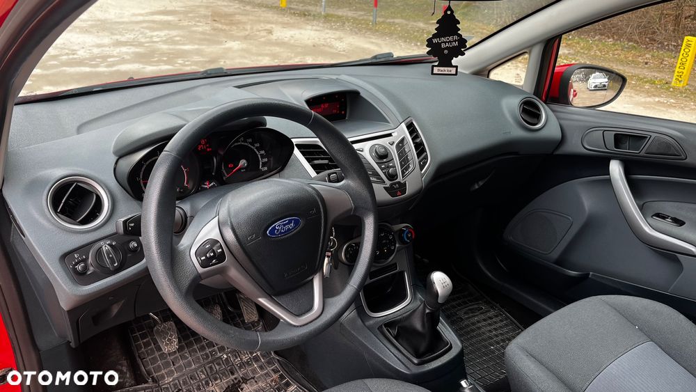 Ford Fiesta - 7