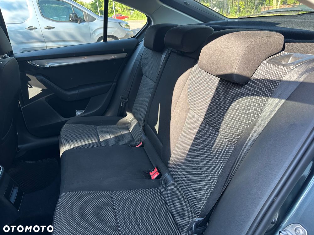 Skoda Octavia 1.2 TSI Ambition - 28