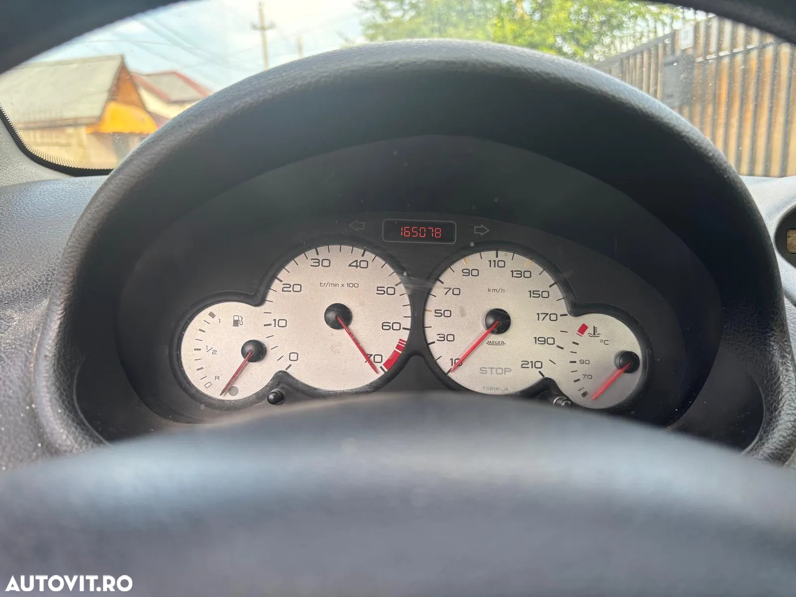 Peugeot 206 1.1 XR - 4