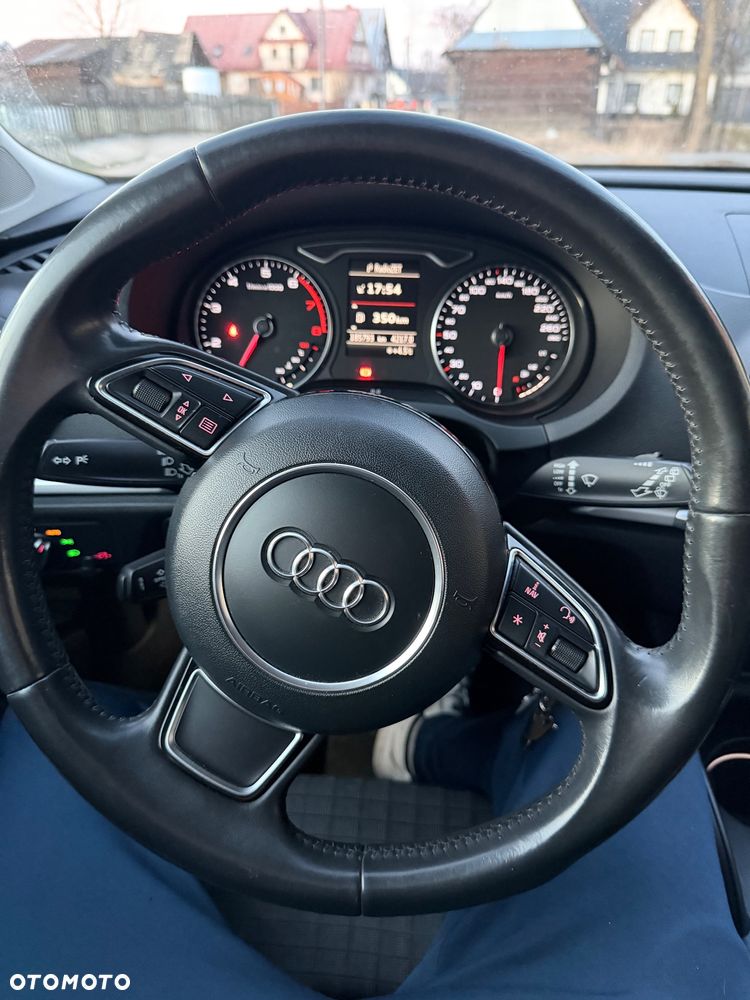 Audi A3 Sportback 1.4 TFSI Ambiente - 10
