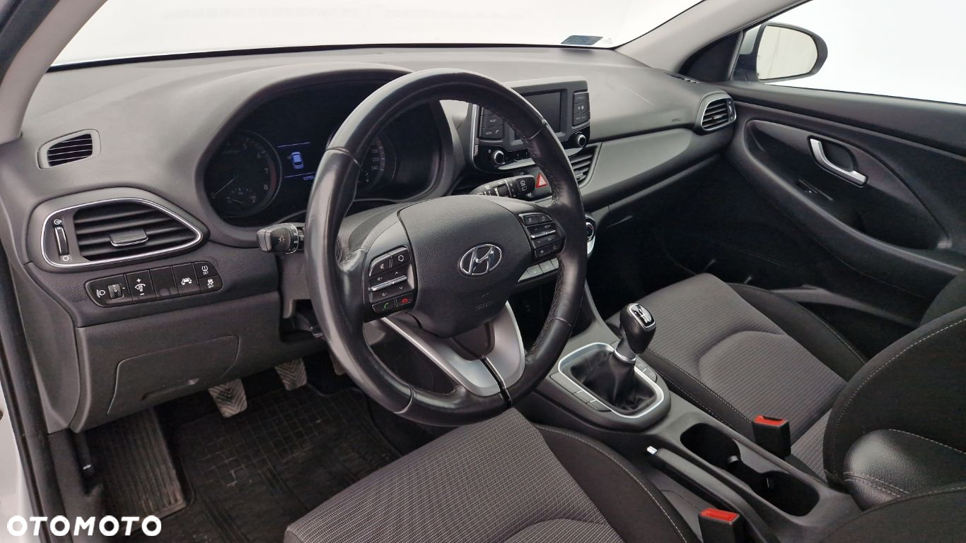 Hyundai i30 - 16