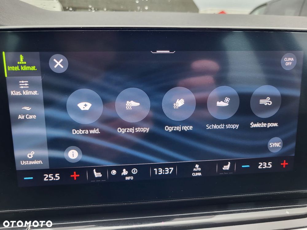 Skoda Octavia 2.0 TDI DSG Exclusive Plus - 32