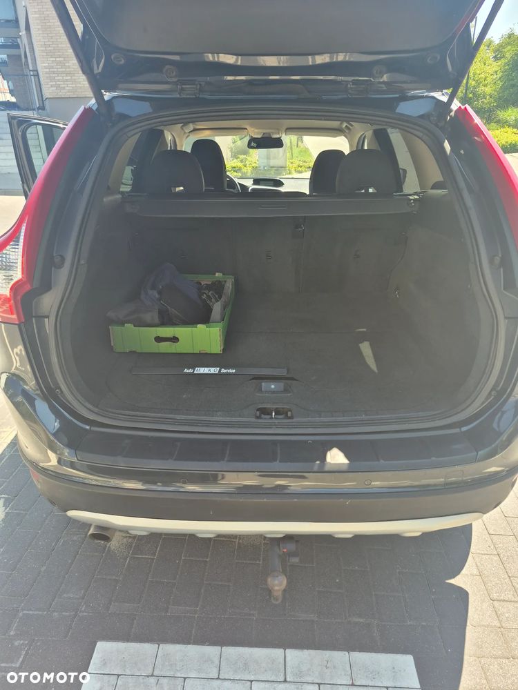 Volvo XC 60 2.4D AWD Momentum - 15