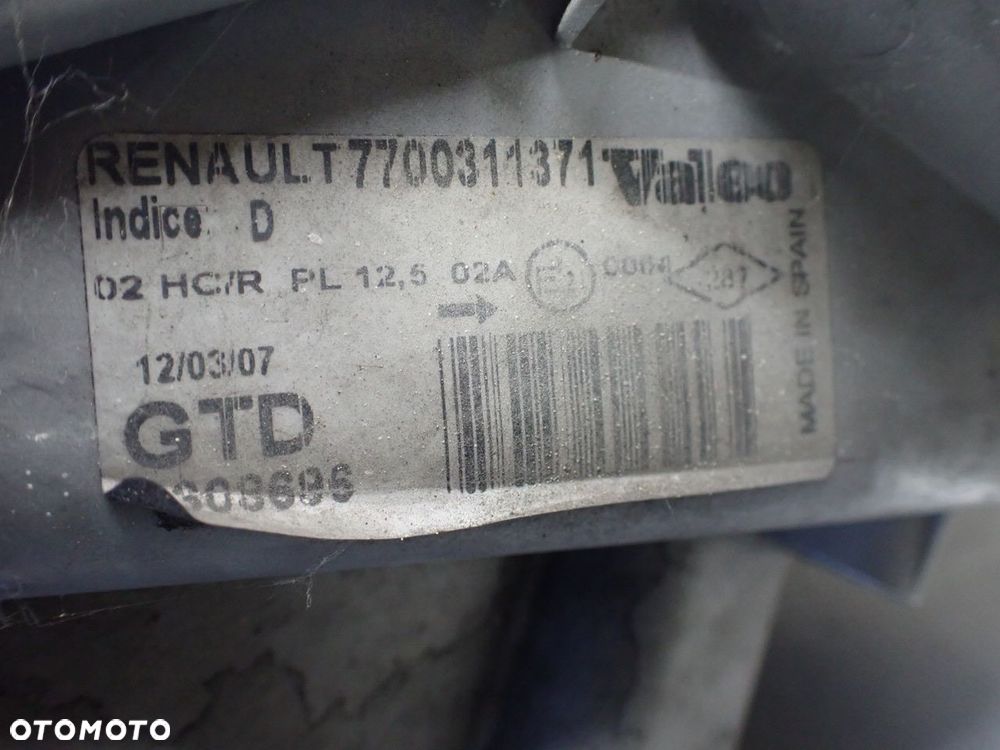 LAMPA LEWA PRZEDNIA RENAULT TRAFIC II 1.9 7700311371 - 5