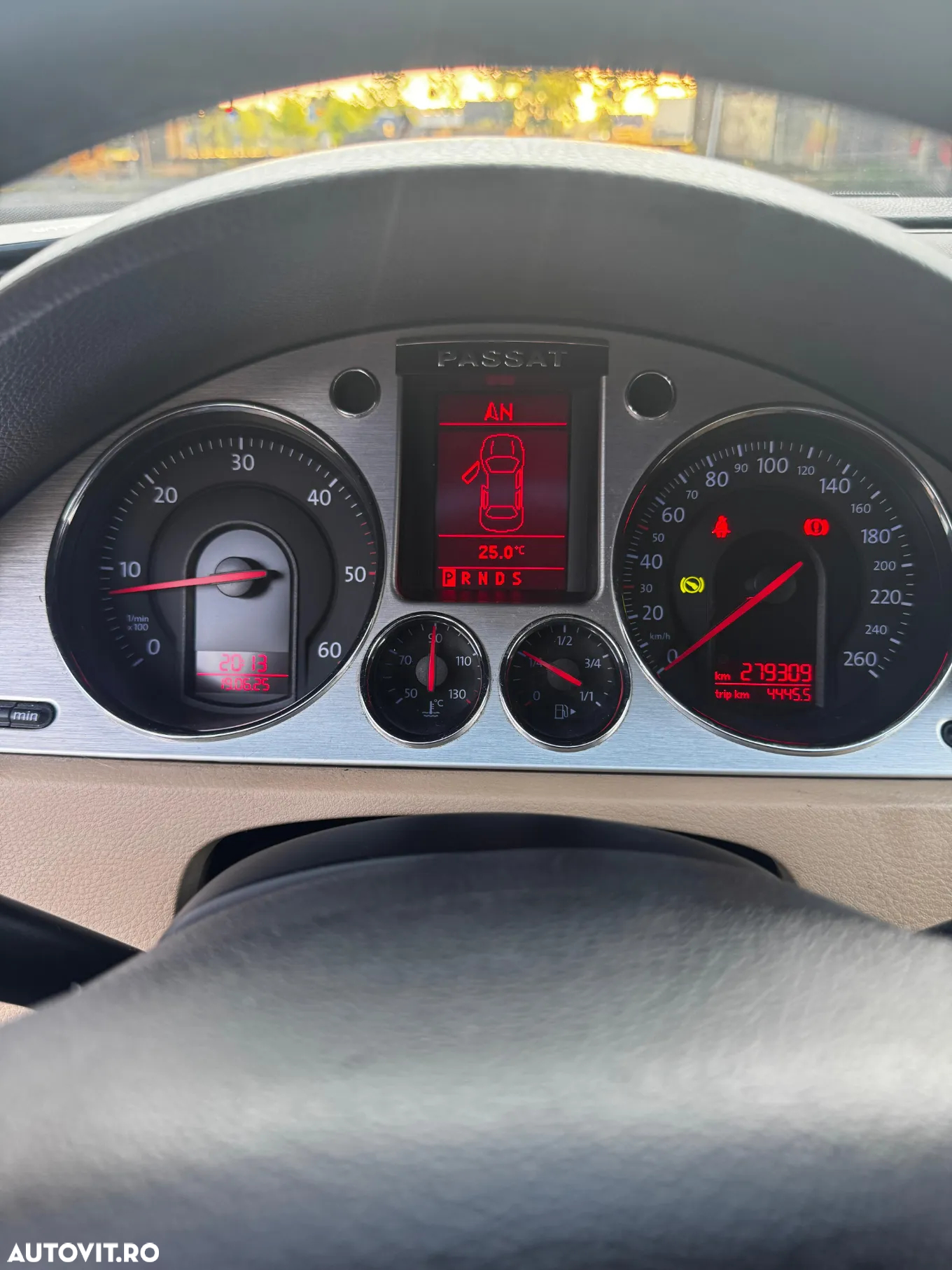 Volkswagen Passat 2.0TDI Highline DPF DSG - 15