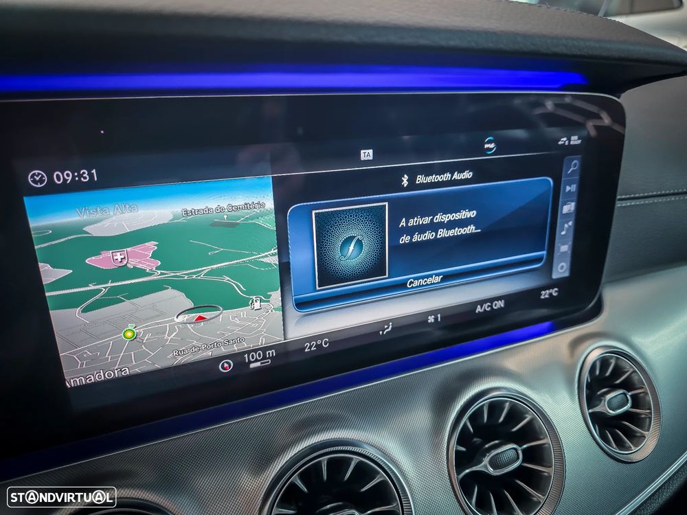 Mercedes-Benz E 220 d Cabrio 9G-Tronic AMG Line - 42