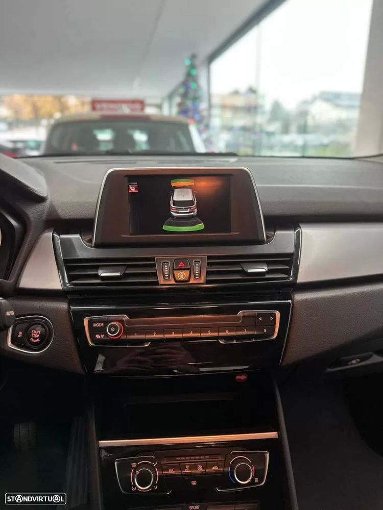 BMW 216 Active Tourer d Line Sport - 14