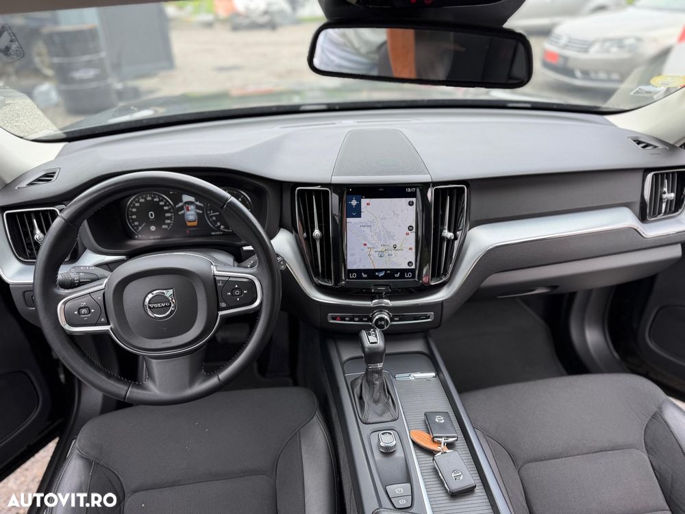Volvo XC 60 D4 AWD Momentum - 27