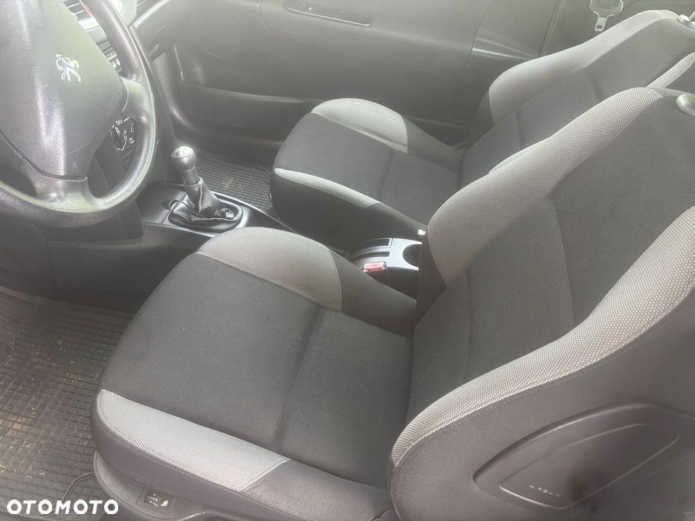 Peugeot 207 95 VTi Urban Move - 25