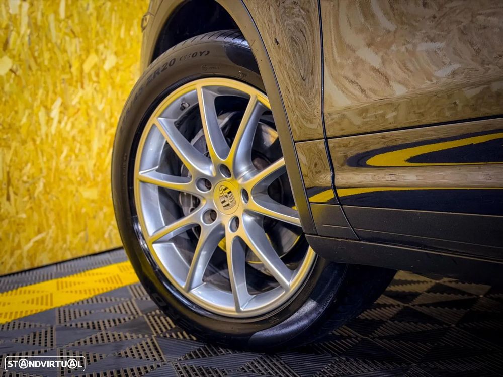 Porsche Cayenne 3.0 V6 - 38