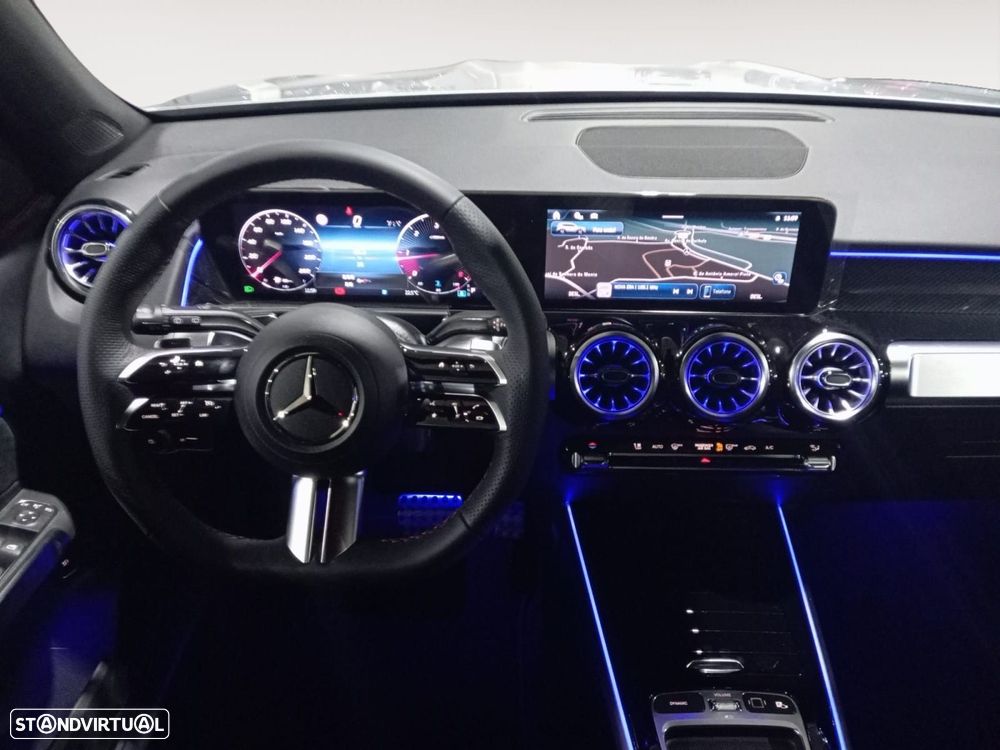 Mercedes-Benz GLB 200 d - 10