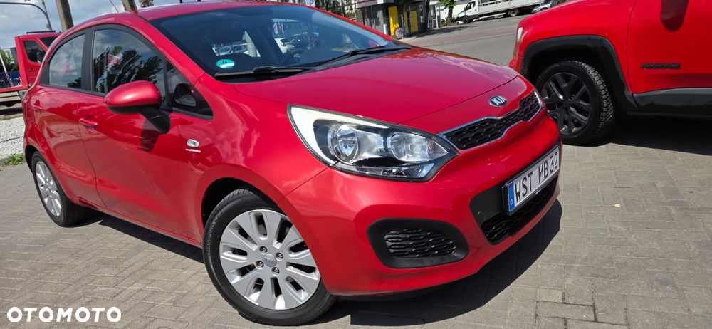 Kia Rio 1.2 Fifa World Cup Edition - 25