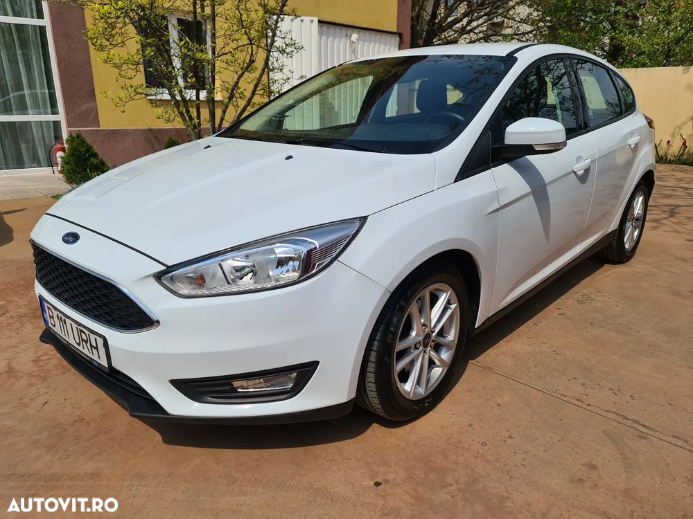 Ford Focus 1.0 EcoBoost MHEV ST-Line - 12